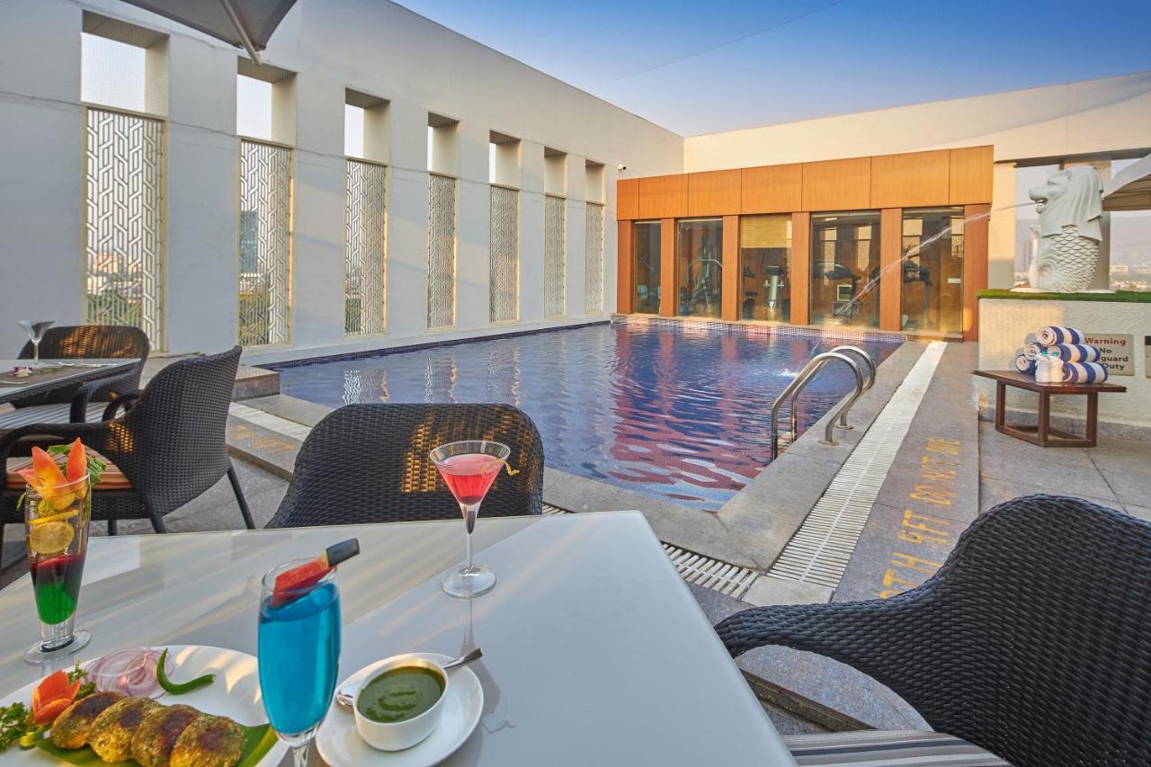 Royal Orchid Central Grazia, Navi Mumbai Exteriör bild