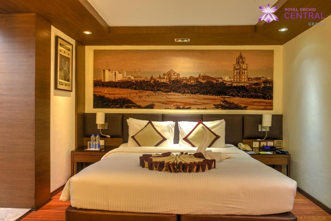 Royal Orchid Central Grazia, Navi Mumbai Exteriör bild